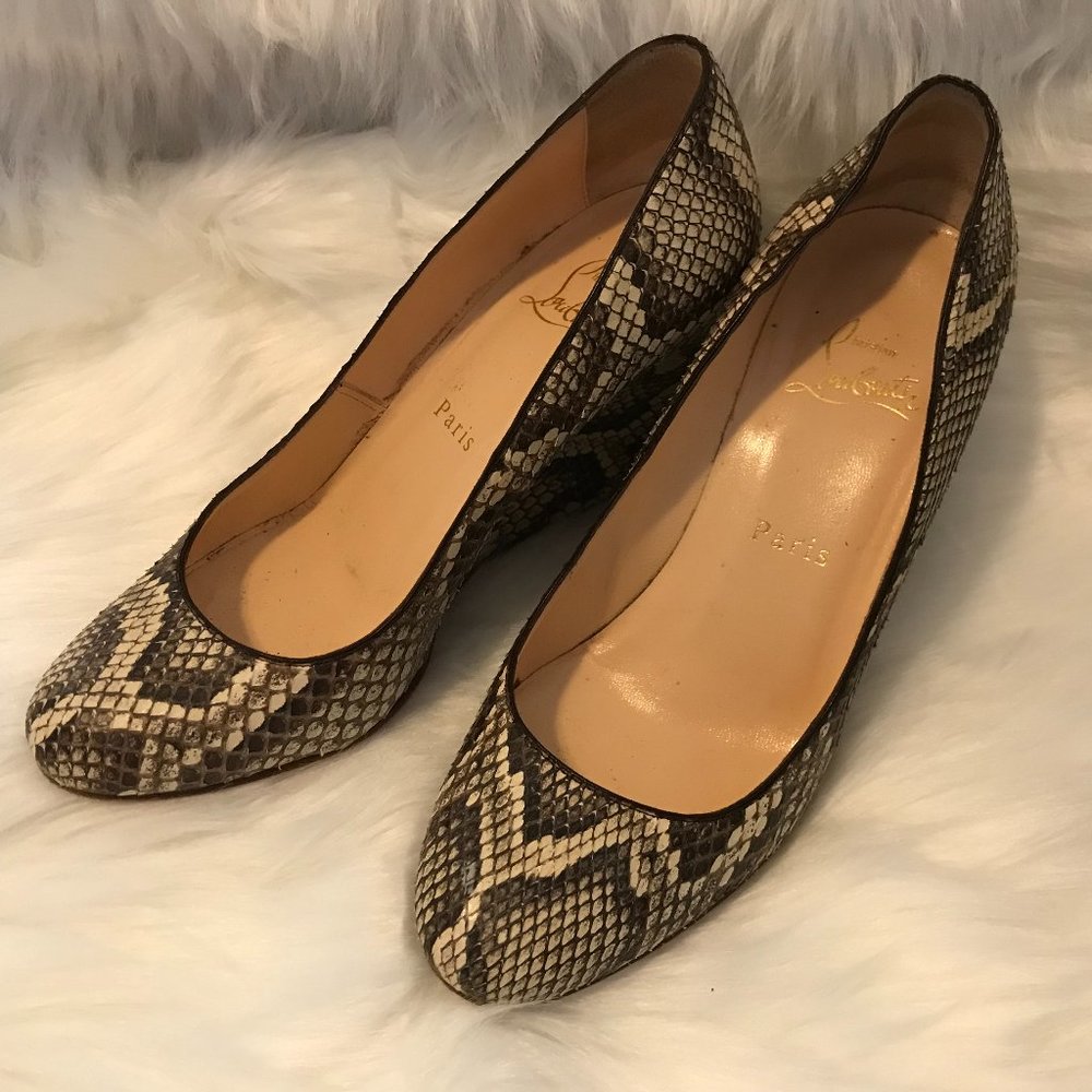 Christian Louboutin Snakeskin Wedged Pumps 7 (37)